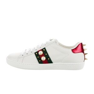 Authentic Gucci sneakerskers, size EU 37,5 (us 7,5)